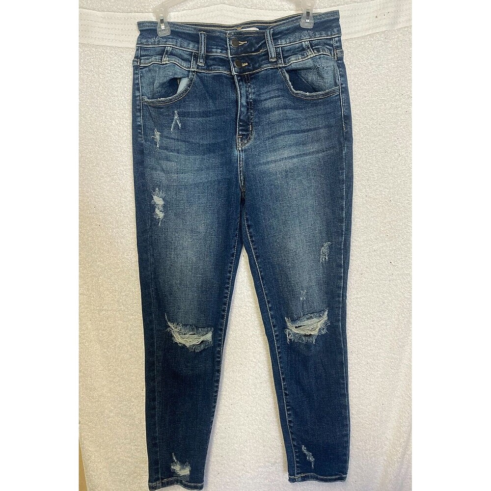 KanCan Signature Estilo Jeans Distressed VBK1524AA Cut 32023 Size 29 2 Buttons